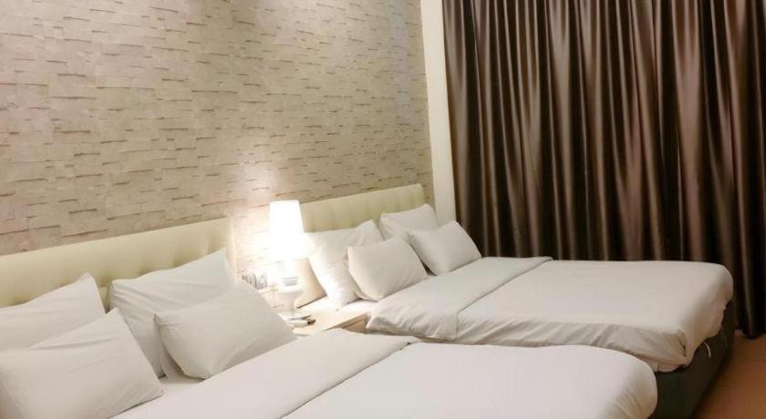 I-Hotel @ Johor Bahru Buitenkant foto
